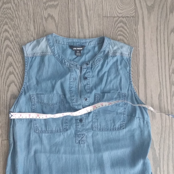 Beautiful denim dress by Joe Fresh 🍀 - Picture 5 of 12